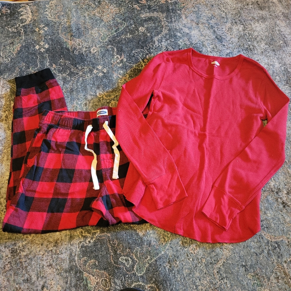Old Navy Red and Black Womens Pajamas Set Top L Bottom M